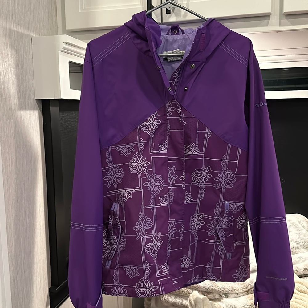 🏡Youth 18/20 Columbia rain coat